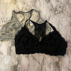 2 pack Lace Bralettes- NIB